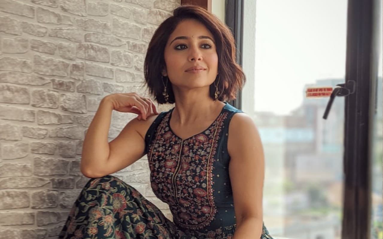 shweta tripathi :श्वेता त्रिपाठी ने कहा मुझे कोएक्टर ताहिर से जलन होती है .. जानिए क्यों