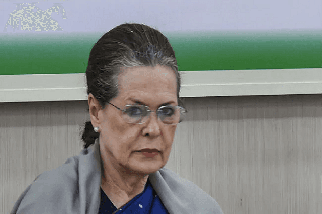 सोनिया गांधी ने कहा- पीड़ित परिवारों की आवाजों को दबाया जा रहा,यह कौन सा राजधर्म है?