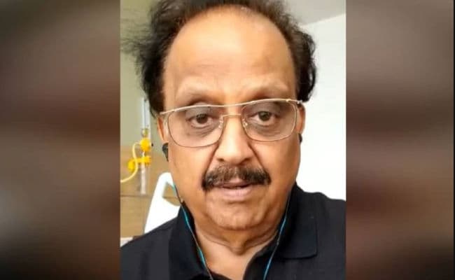SP Balasubrahmanyam Health Update: कोरोना पॉजिटिव दिग्गज गायक की हालत बिगड़ी, ICU में शिफ्ट