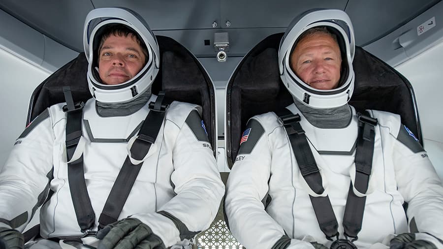 NASA SpaceX: अमेरिकी अंतरिक्षयात्री दो महीने बाद ISS से पृथ्वी के लिए रवाना, आज समुद्र में होगी लैंडिंग