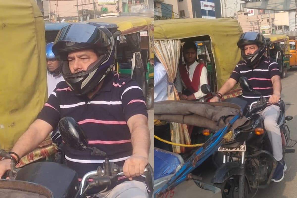 एक्शन में दिखे रांची SSP, जांच का निरीक्षण करने निकल पड़े बाइक से, चार थानेदारों को किया शो कॉज