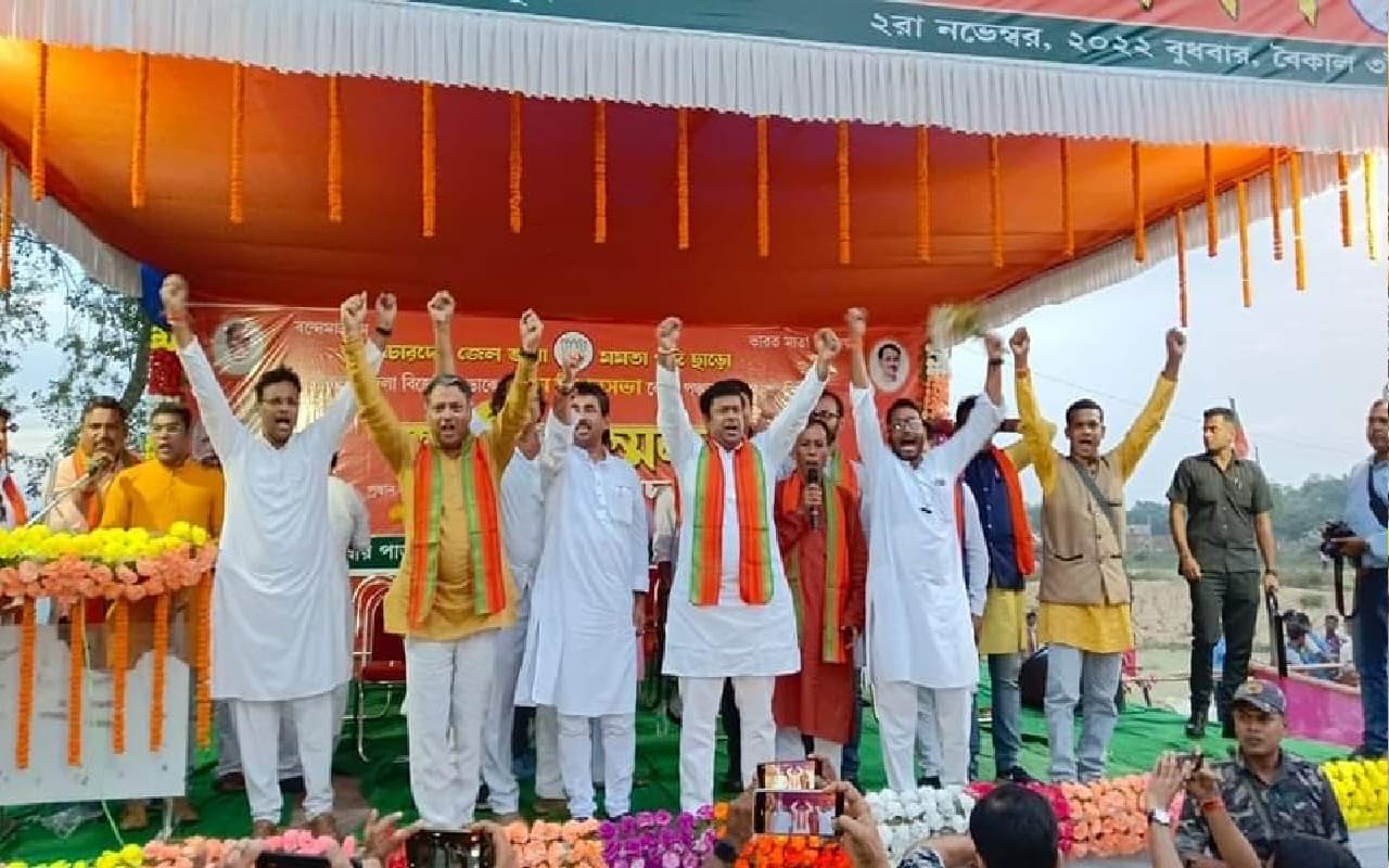 अनुब्रत के गढ़ में भाजपा प्रदेश अध्यक्ष डॉ सुकांत मजूमदार ने भरी हुंकार,कहा – लाठी का जवाब अब लाठी से