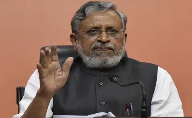 Bihar Coronavirus News Update : डिप्टी सीएम सुशील मोदी ने कोरोना उन्मूलन कोष में दिये 3.18 करोड़ रुपये