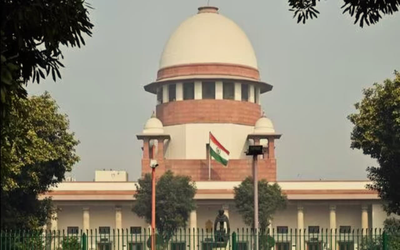 आर्टिकल 370 को निरस्त करने को चुनौती देने वाली याचिकाओं पर सुप्रीम कोर्ट 2 अगस्त से करेगी सुनवाई