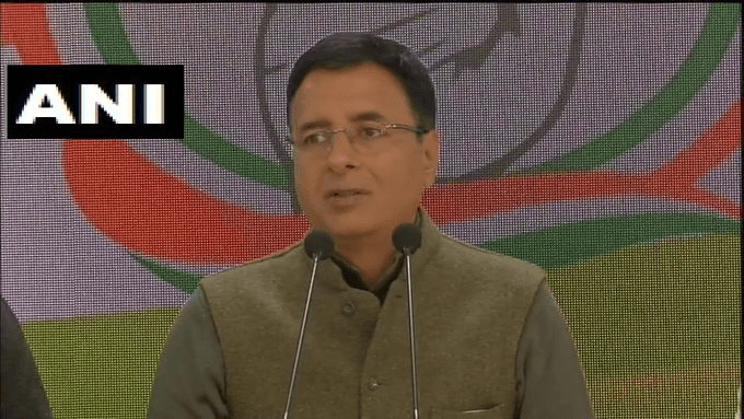 बिहार चुनाव 2020: सुरजेवाला का दावा, हार नजर आने पर पाक की शरण में चली जाती है भाजपा