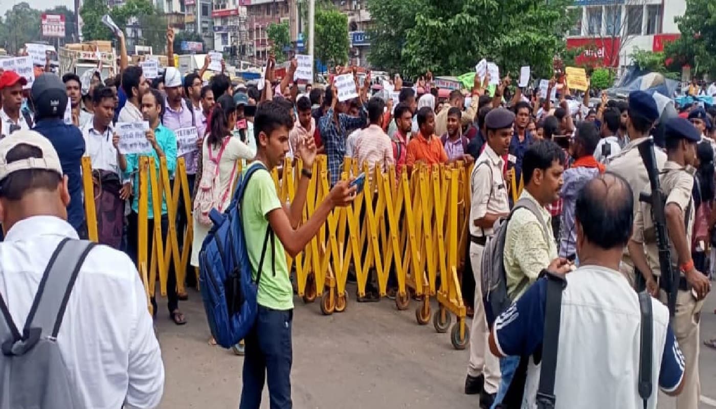 पटना के बेमिसाल टीचर्स, जो दिव्यांग बच्चों की जिंदगी संवारने में दे रहे अपना योगदान