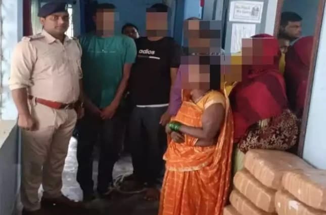 गोपालगंज में ओडिशा से आये 102 किलो गांजे के साथ पकड़े गये 7 तस्कर, छत्तीसगढ से बंगाल तक फैला है नशे का रैकेट