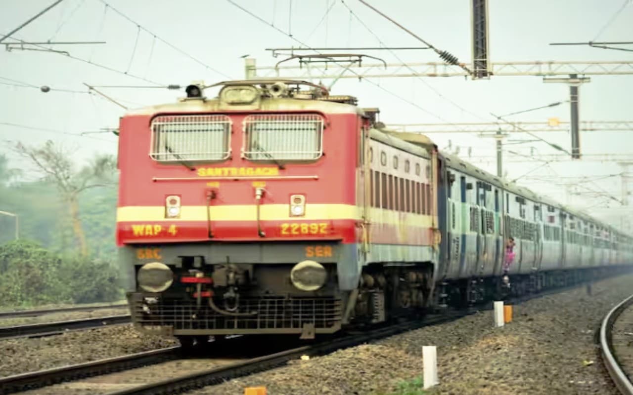 देवघर : 27-28 को कई ट्रेनें रहेंगी रद्द, कुछ के मार्ग का पुनर्निधारण
