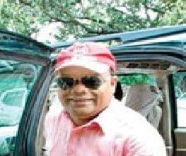 विधायक चमरा लिंडा की जमीन भी दलालों ने बेच दी, शिकायत पर सीओ ने दिया कार्रवाई का निर्देश