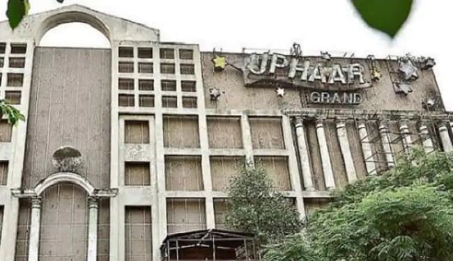 उपहार अग्निकांड केस: सबूतों से छेड़छाड़ के मामले में अंसल बंधुओं को 7 साल की सजा