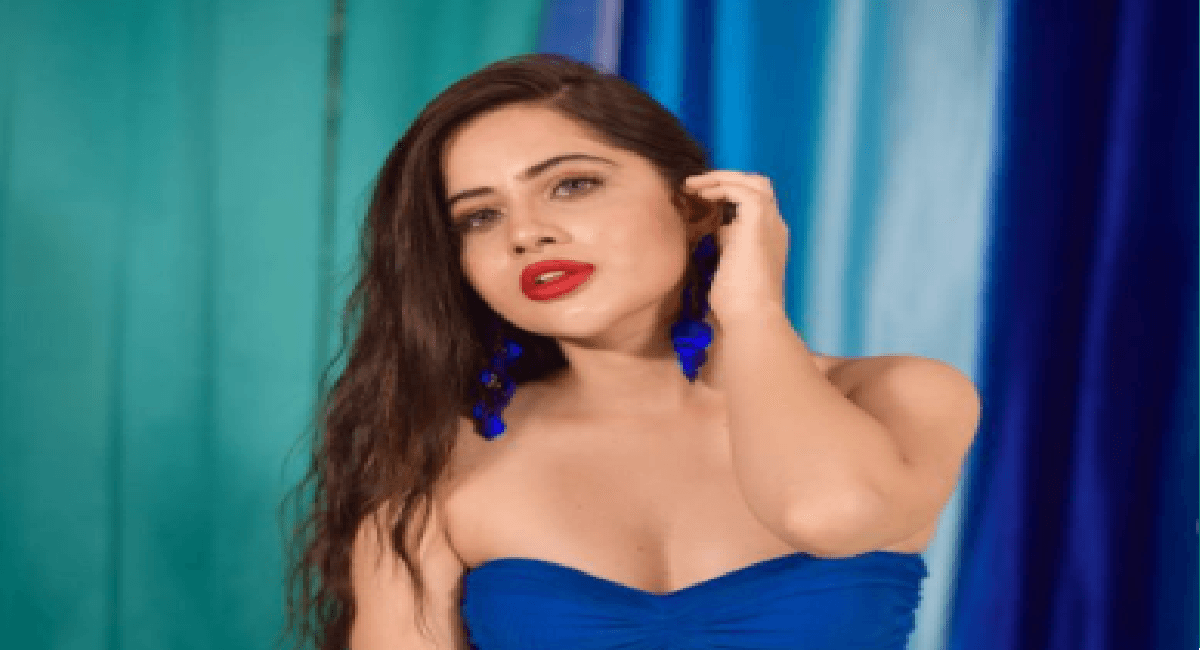 जैकेट के अंदर अजीब कपड़े पहनने पर ट्रोलर्स के निशाने पर आ गई थी उर्फी जावेद, एक्ट्रेस बोली- पब्लिसिटी चाहिए…