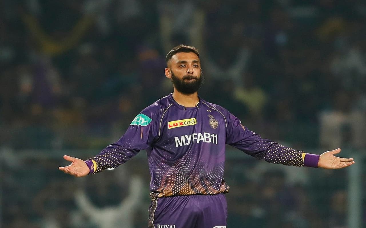 KKR vs SRH: वरुण चक्रवर्ती की घातक गेंदबाजी ने हारते मैच में कोलकाता को दिलाई जीत, ऐसा था आखिरी ओवर का रोमांच