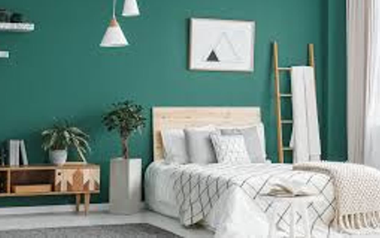 Vastu Tips: वास्तु अनुसार बेडरूम में लाल रंग का प्रयोग करना होता है अशुभ, जानें किस रंग का इस्तेमाल करें
