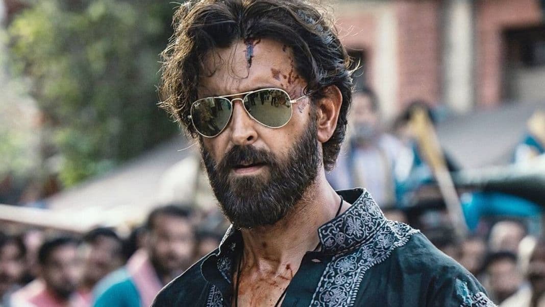 Vikram Vedha First Look: ऋतिक रोशन का ‘वेधा’ के रूप में इंटेंस लुक, चेहरे पर खून-बिखरे बाल में दिखे एक्टर