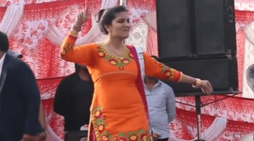 ‘रसगुल्ला खवादे’ पर सपना चौधरी का कहर डांस, आप भी देखिए देसी क्वीन का धमाकेदार VIDEO