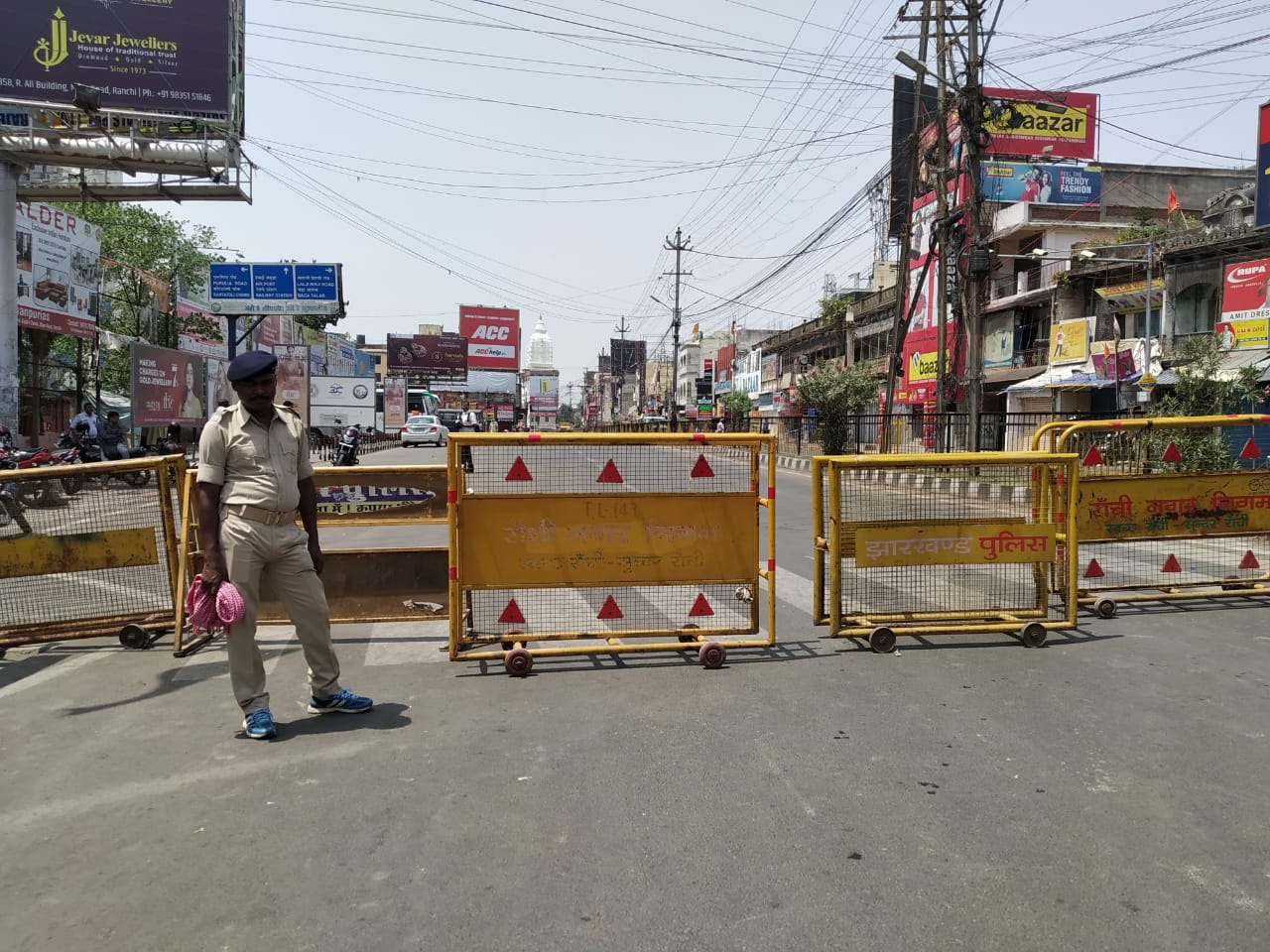Ranchi Violence : रांची समेत झारखंड के सभी हिस्सों में तनावपूर्ण शांति, तस्‍वीरों में देखें ताजा हाल