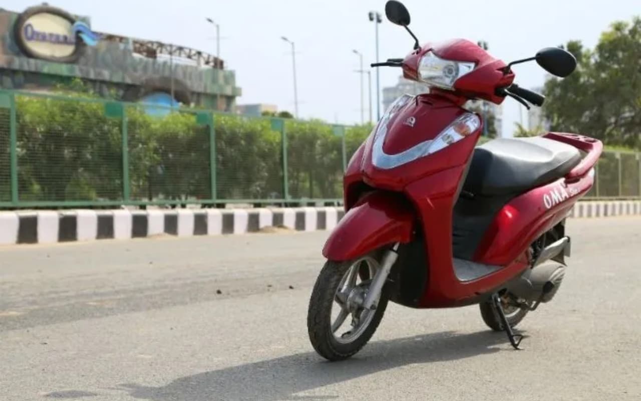 Lohia Oma Star Li मात्र 51,000 रुपये में घर ले जाएं, सिंगल चार्ज में 60Km चलने का दावा