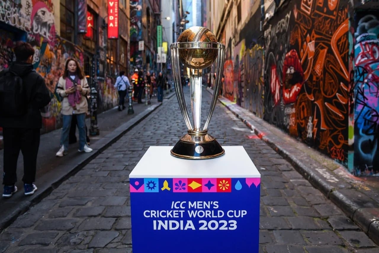 ICC World Cup 2023 के उद्घाटन मुकाबले में नितिन मेनन और कुमार धर्मसेना होंगे मैदानी अंपायर, देखें पूरी सूची