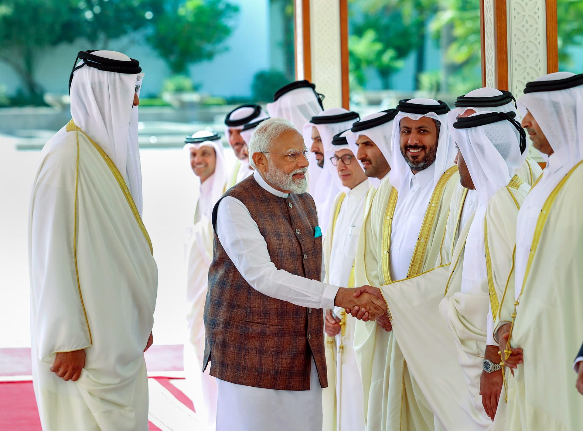 पीएम मोदी की खाड़ी देश की यात्रा संपन्न, 8 भारतीयों की रिहाई के लिए कतर के अमीर को दिया धन्यवाद