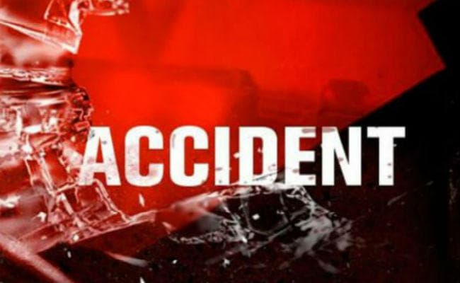 मध्य प्रदेश : विसर्जन जुलूस में घुसा बेकाबू ट्रक, 7 लोगों की मौत, 12 घायल