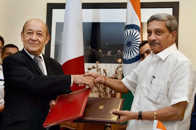 देश की सीमा से ही पाकिस्तान के पूर्वी व उत्तरी इलाके पर राफेल लड़ाकू विमान साध सकेगा निशाना