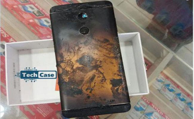 VIDEO : Xiaomi Redmi Note 4 में लगी आग, सैमसंग-आईफोन भी सेफ नहीं…!
