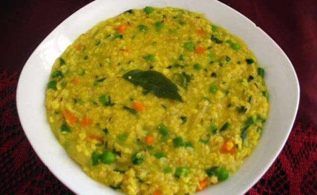 संपूर्ण-संतुलित आहार खिचड़ी