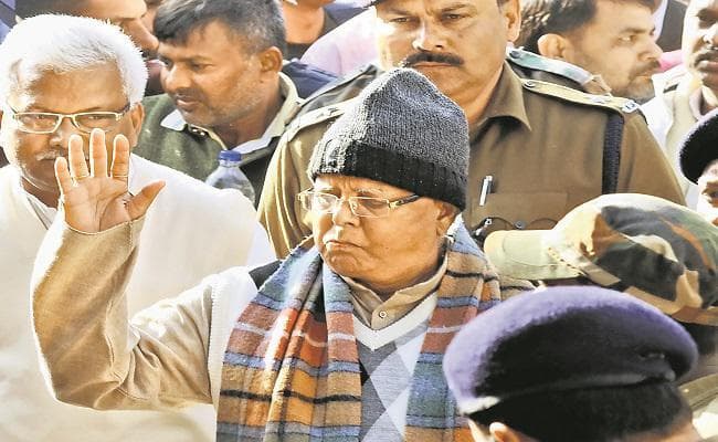 चारा घोटाला फैसला : सजा सुनाये जाने के बाद लालू ने बिहारवासियों के नाम लिखा ये मार्मिक खत…पढ़ें