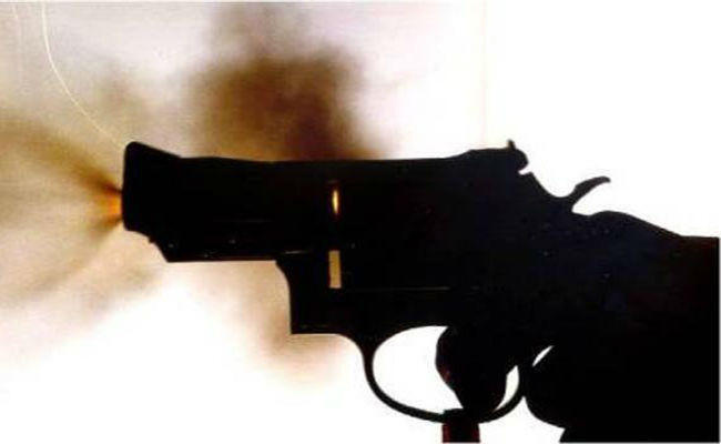 बिहार : भागने के चक्कर में एक ने चलायी गोली ,दूसरे अपराधी को लगी, हुई मौत