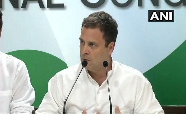 राहुल गांधी ने पीएम मोदी पर साधा निशाना कहा, देश का चौकीदार चोर है