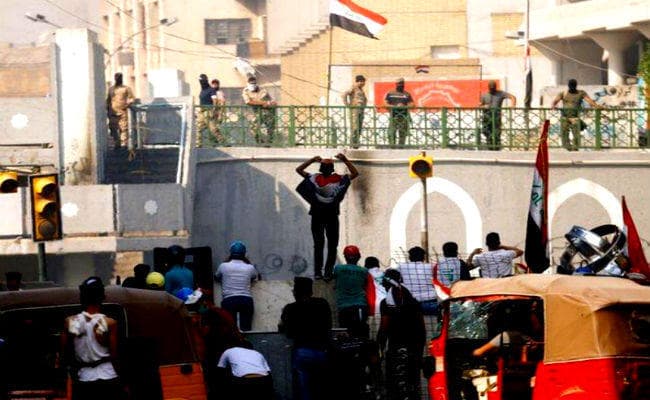 इराक: सरकार विरोधी प्रदर्शन में अब तक 319 की मौत, 15 हजार से ज्यादा नागरिक गंभीर रूप से घायल