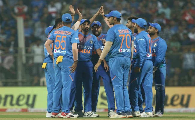 India vs West Indies पहला वनडे मुकाबला आज, धवन की जगह कौन होगा रोहित का साथी?