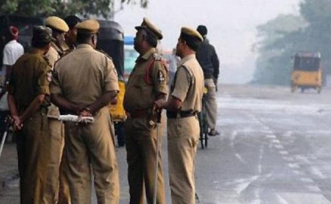 बिजनौर हिंसा : पुलिस ने माना, उसकी गोली से हुई एक प्रदर्शनकारी की मौत