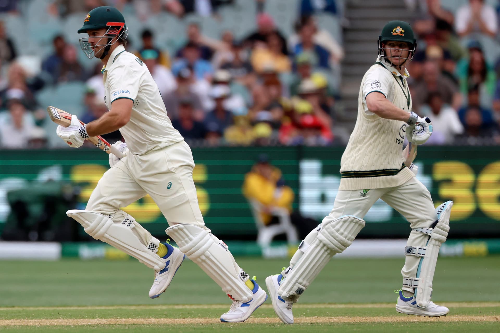 AUS vs PAK Test: 1 गेंद पर 5 रन, न कोई नो बॉल, न कोई बाउंड्री, देखें Bizarre Video