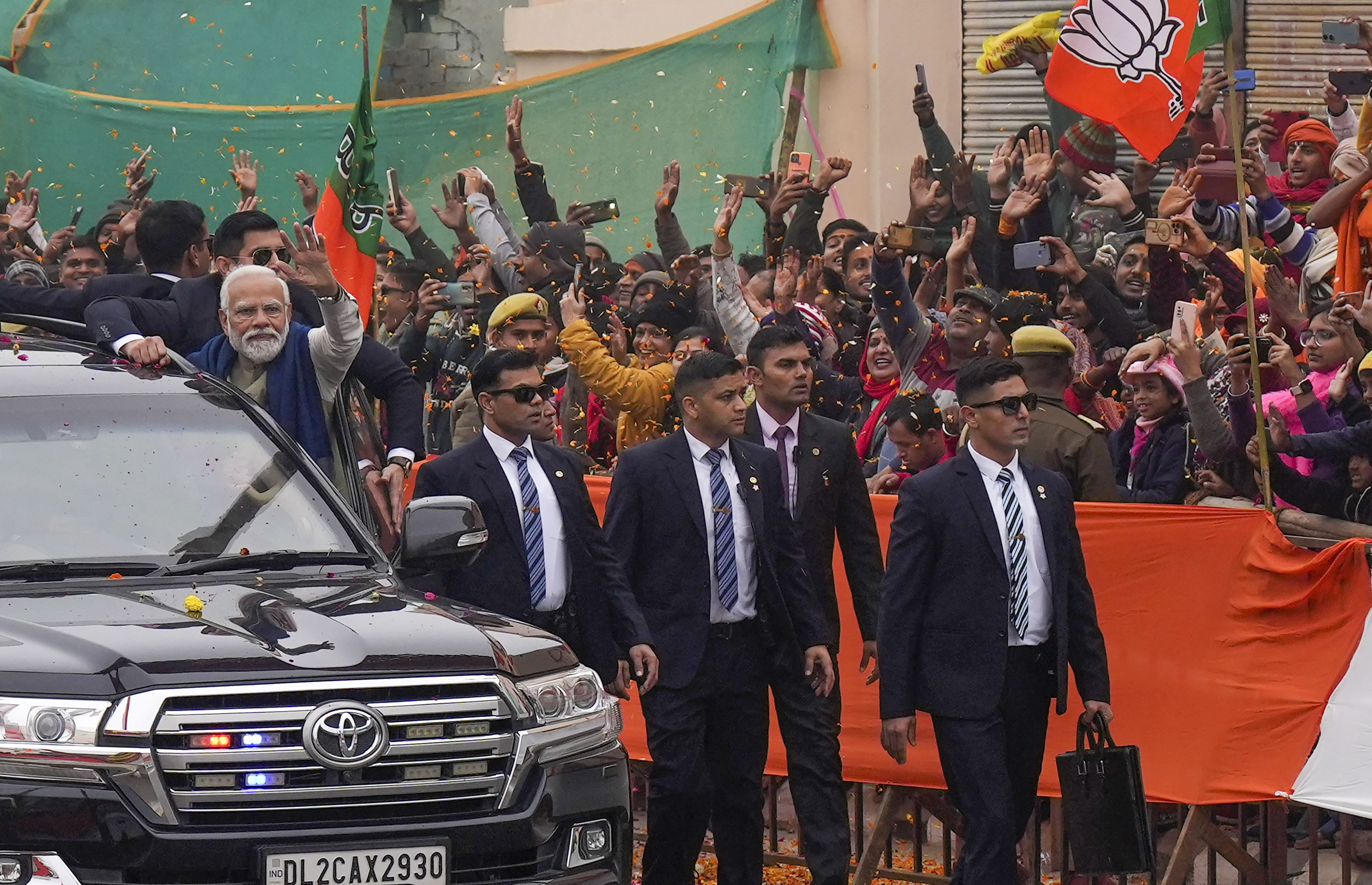 देश में नरेंद्र मोदी के नेतृत्व में बनेगी पूर्ण बहुमत की सरकार, पढ़ें क्या कहते हैं ज्योतिषी स्वामी शाम ढींगरा
