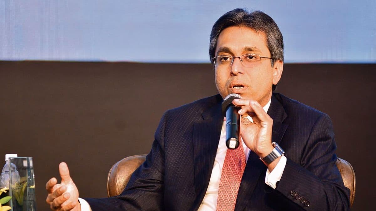 ‘भारत का भविष्य इलेक्ट्रिक वाहनों में है’, जानें महिंद्रा ग्रुप के एमडी अनिश शाह ने क्या कहा?