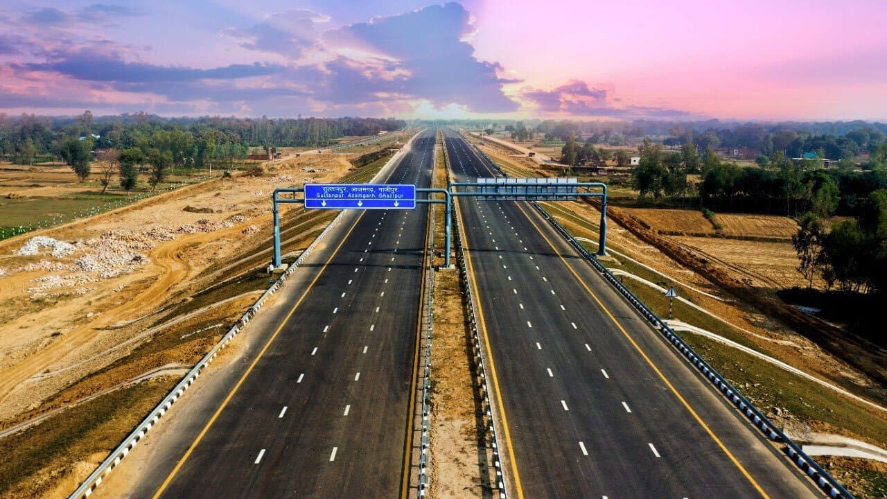 Purvanchal Expressway: पूर्वांचल एक्सप्रेसवे पर आज से फ्री में सफर नहीं, जानिए कितनी ढीली होगी आपकी जेब