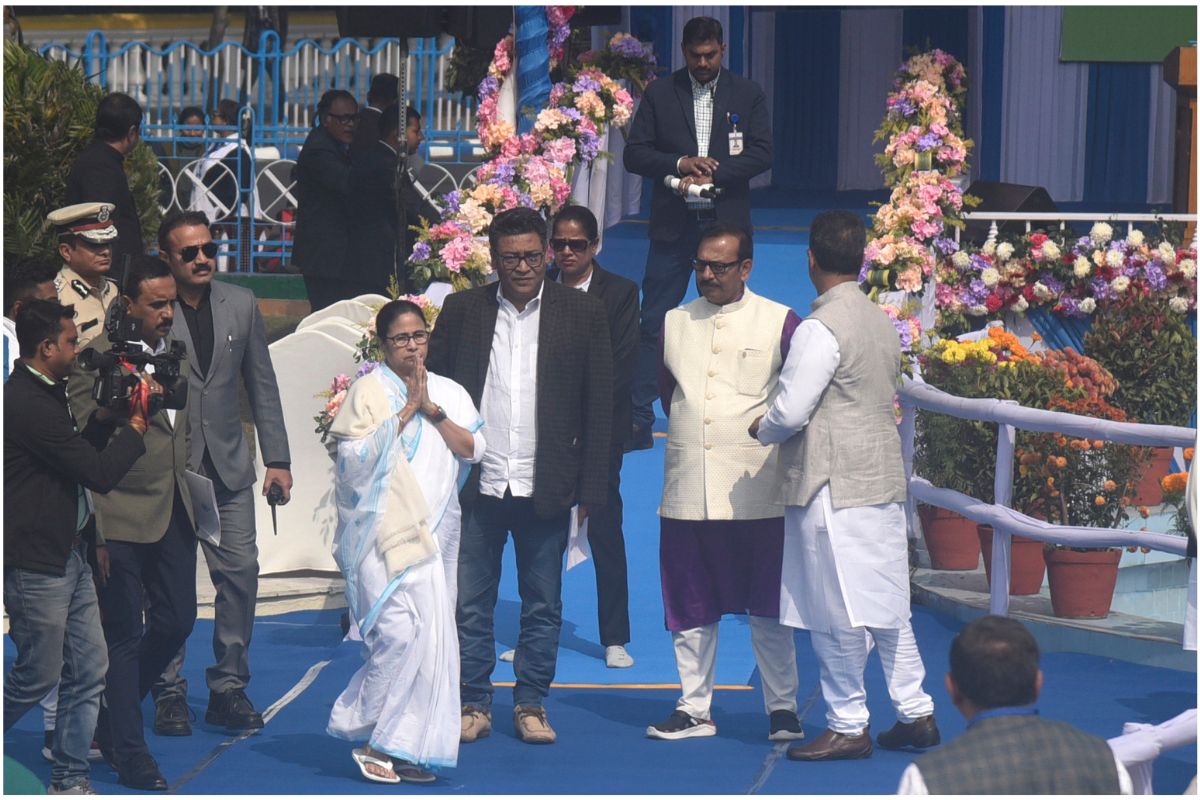 कांग्रेस पर फिर भड़कीं ममता बनर्जी,टूटा I.N.D.I.A गठबंधन ! बंगाल में भाजपा काे अकेले ही मात देने का किया ऐलान