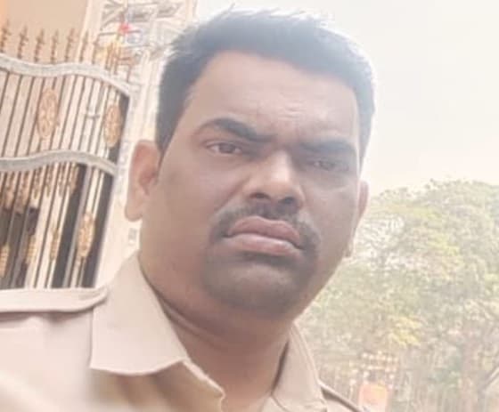 महाराष्ट्र: ड्यूटी से घर लौट रहे पुलिस कांस्टेबल का पतंग के मांझे से गला कटा, मौत