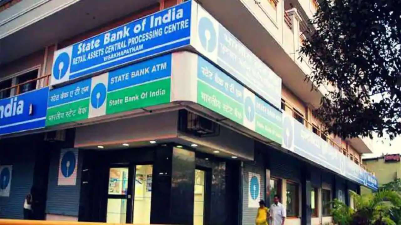 SBI का दिसंबर तिमाही का मुनाफा 35 प्रतिशत घटा, सोमवार को बाजार में बैंक इंडेक्स पर क्या पड़ेगा असर, यहां समझें