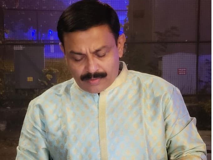 UP News: एएसपी राहुल श्रीवास्तव पर दुष्कर्म और अबॉर्शन का FIR दर्ज, पुलिस ने कही यह बात