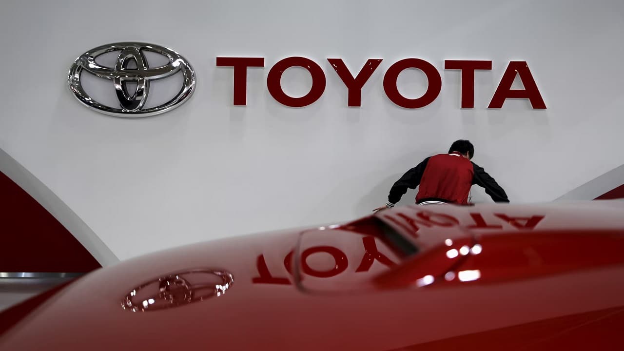 Toyota ईवी कार… 10 मिनट में फुल चार्ज! 1200km माइलेज? जानें क्या है सच्चाई