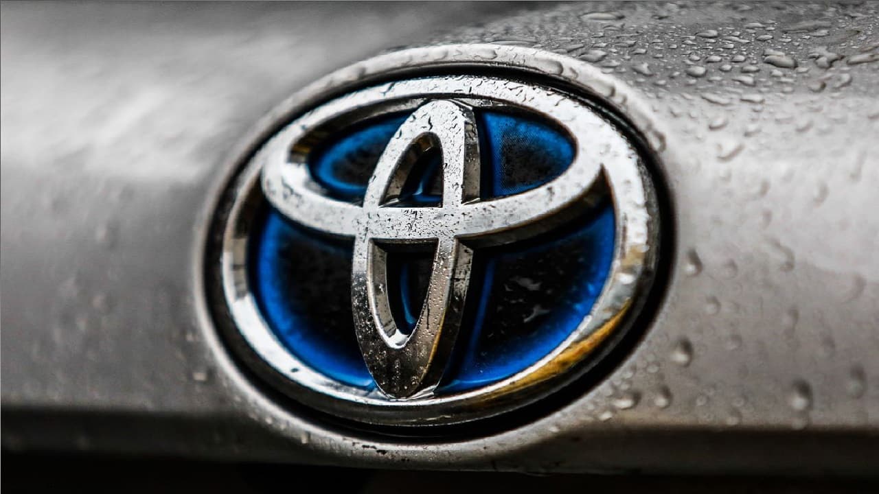 Toyota की तीन 7 सीटर SUV कार धमाल मचाने को तैयार, सब एक से बढ़कर एक धांसू