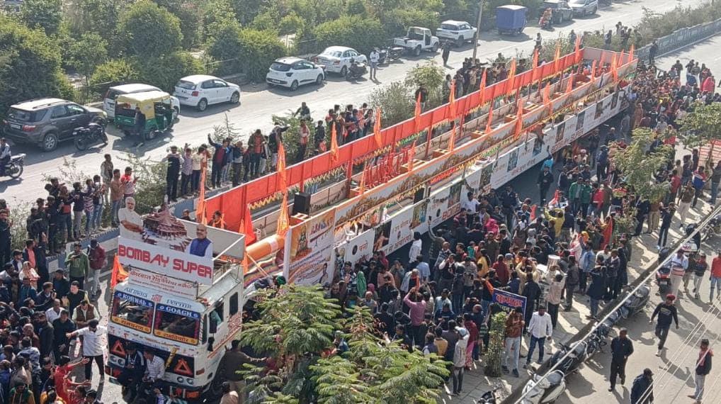 Ayodhya: इस धूपबत्ती से महकेगा राम मंदिर, 50 KM में फैलेगी खुशबू, हनुमानगढ़ी के लड्डू को जल्द मिलेगा जीआई टैग