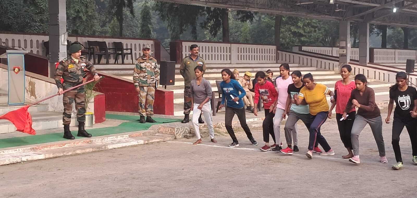 Agniveer Bharti: पहले दिन 299 बेटियां हुई अग्निवीर महिला सैन्य पुलिस भर्ती रैली में शामिल, लगायी दौड़