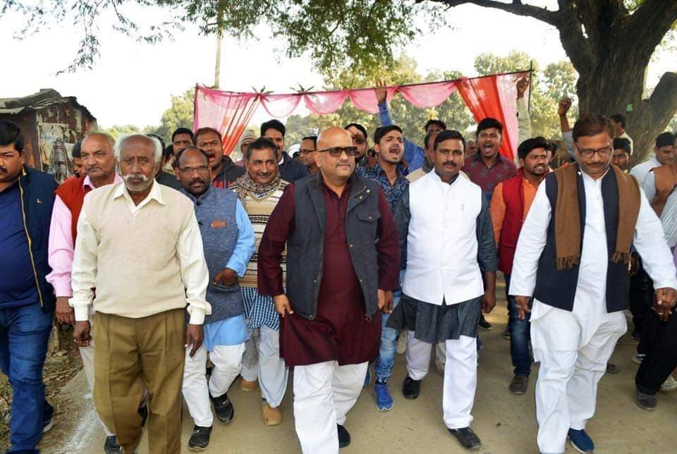 PM मोदी और CM योगी के खिलाफ कमेंट मामले में चुनाव आयोग सख्त, कांग्रेस नेता अजय राय को दिया नोटिस