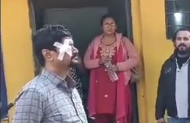फ्लोर टेस्ट से पहले मंदिर पहुंची भाजपा, विजय सिन्हा ने की विष्णुपद की पूजा, बोले- मांगा बिहार के लिए आशीर्वाद