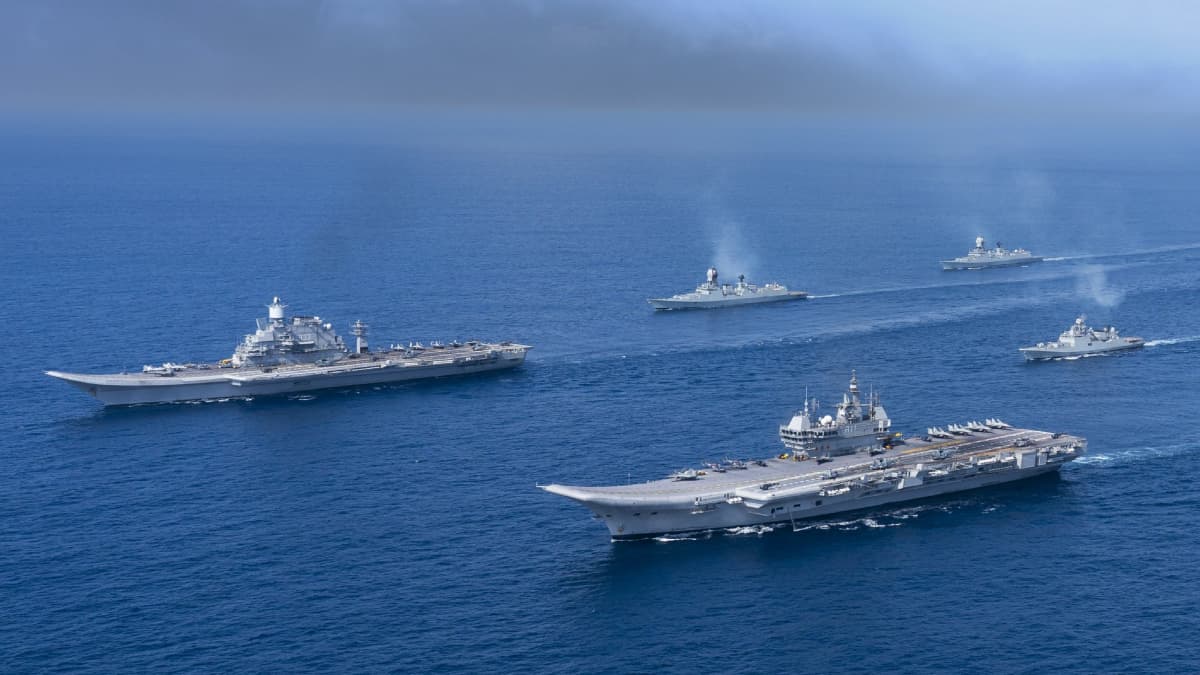 Indian Navy : बढ़ती नौसैनिक क्षमता