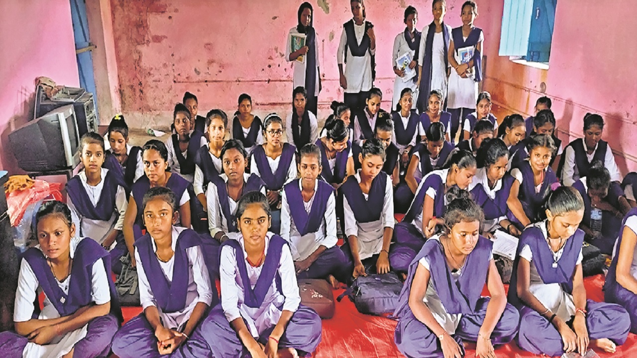 पटना के 1014 माध्यमिक और उच्च माध्यमिक स्कूलों में बनेगा सहेली कक्ष, जानें क्या मिलेंगी सुविधाएं