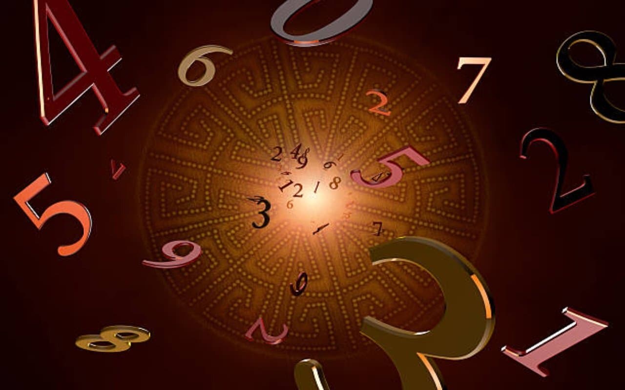 Weekly Numerology: इस हफ्ते इन मूलांक वाले लोगों को मिलेगा शुभ समाचार, धन लाभ का बन रहा संयोग